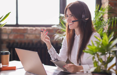 How to Choose the Best Call Center Services in Dubai